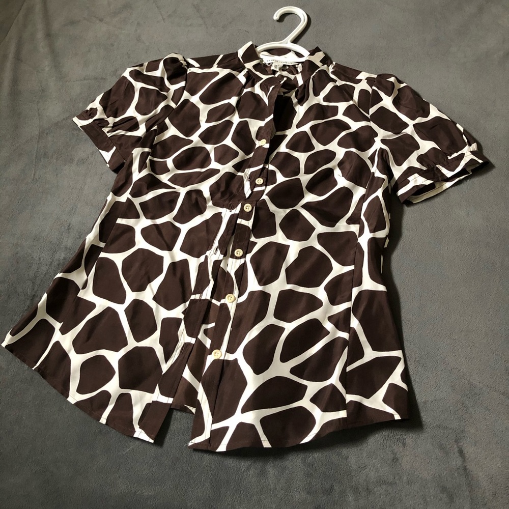 NWOT Banana Republic silk blouse